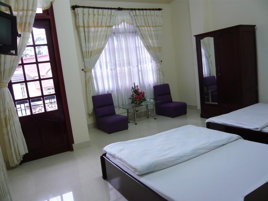 Cat Vy Guest House Далат Номер фото